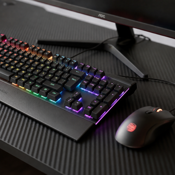 Bureau gaming pour télétravail Aero