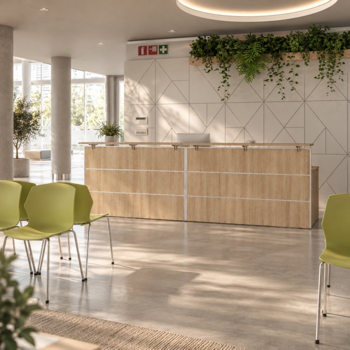 Espace d’accueil avec banque d’accueil Dolce en chêne